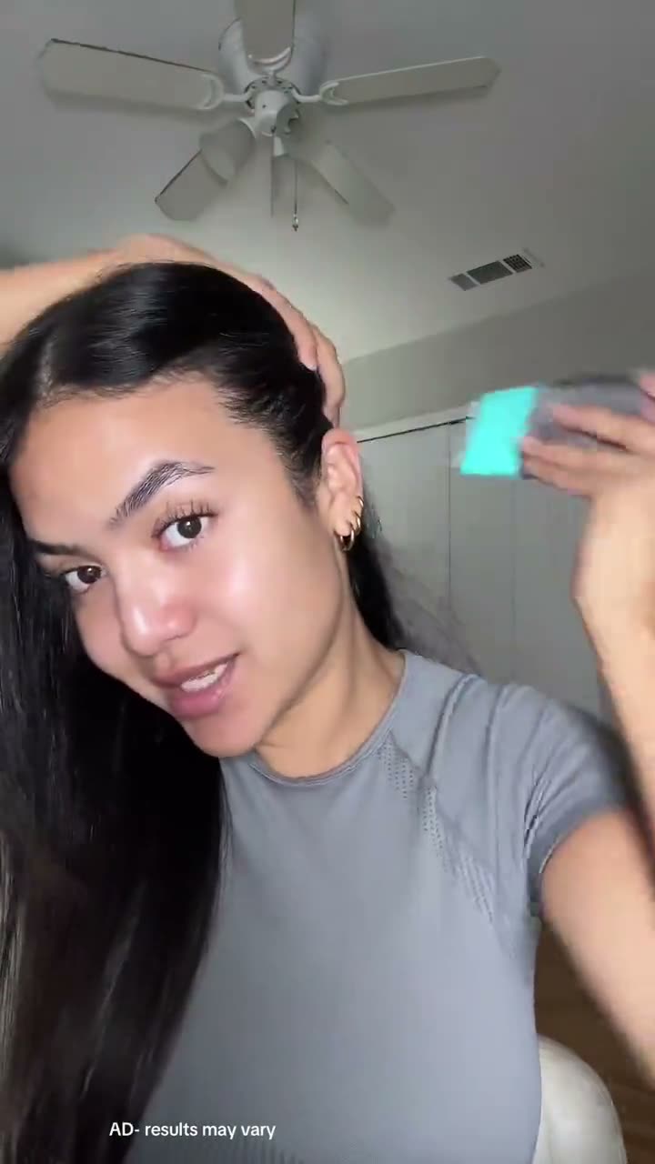 Customer scalp-care video still 06