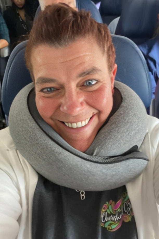 Happy HALOVA FLYHUG customer