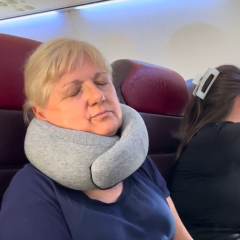 HALOVA FLYHUG customer photo