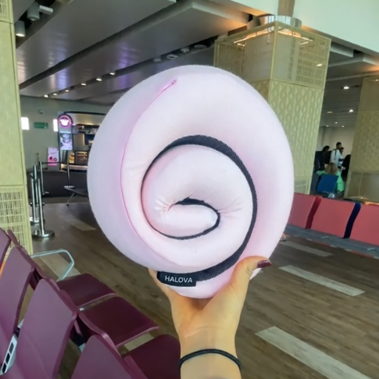 HALOVA FLYHUG customer photo