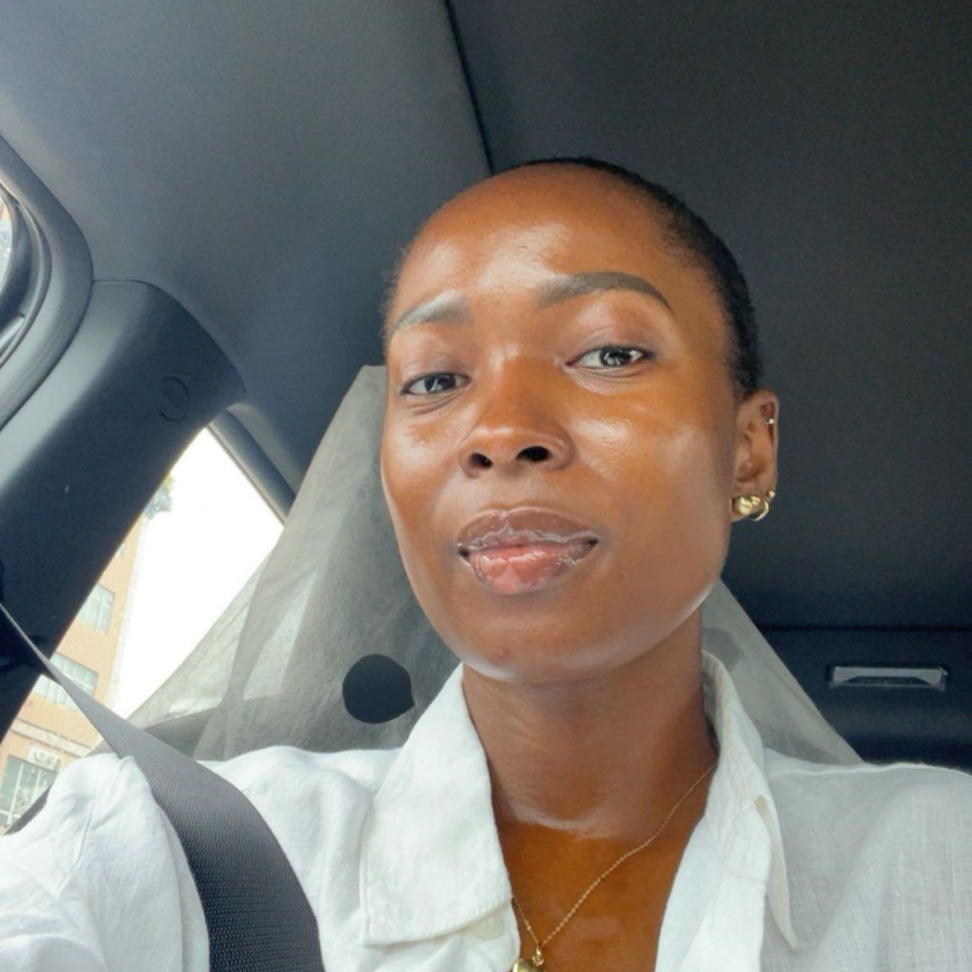 Customer photo shared with a ROVA serum review